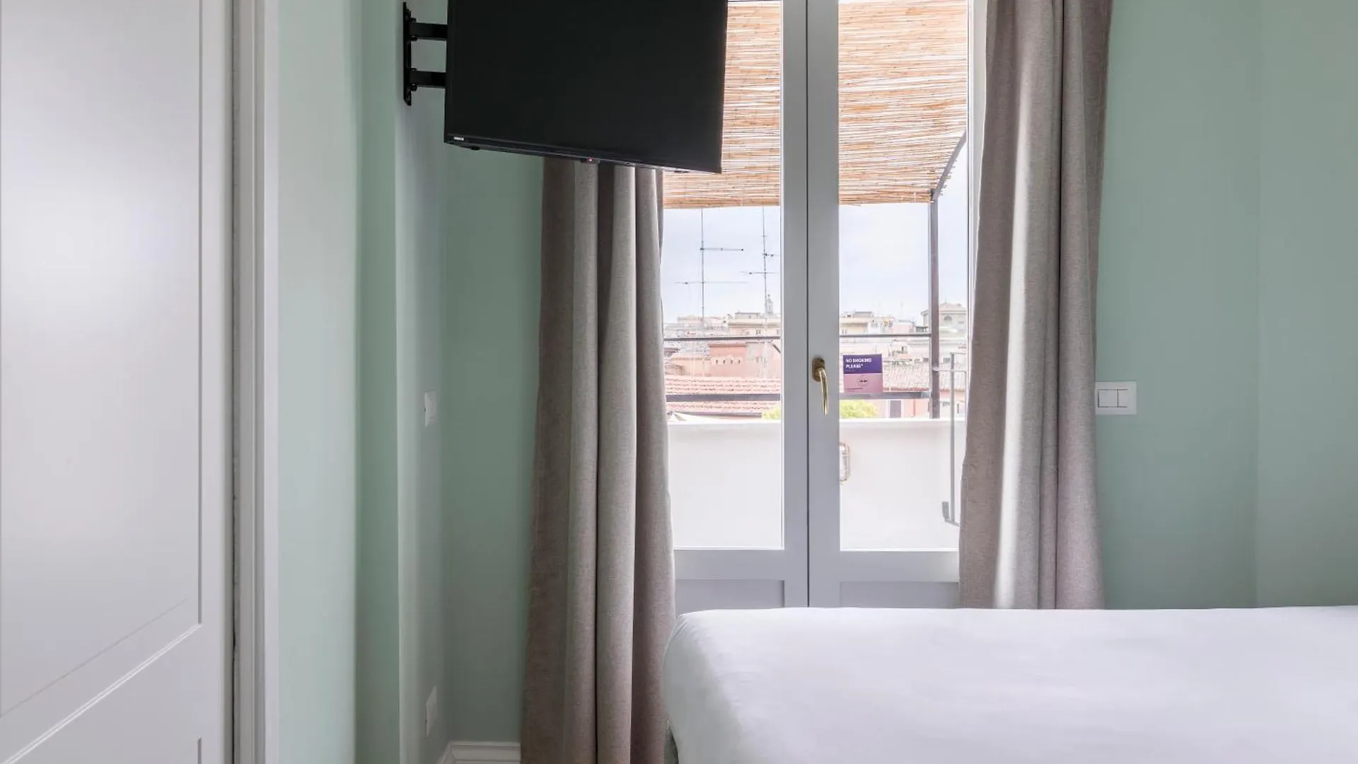 Numa Rome Portico Aparthotel